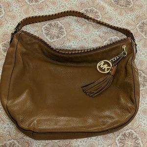 SET of Michael Kors leather bag and wristlet